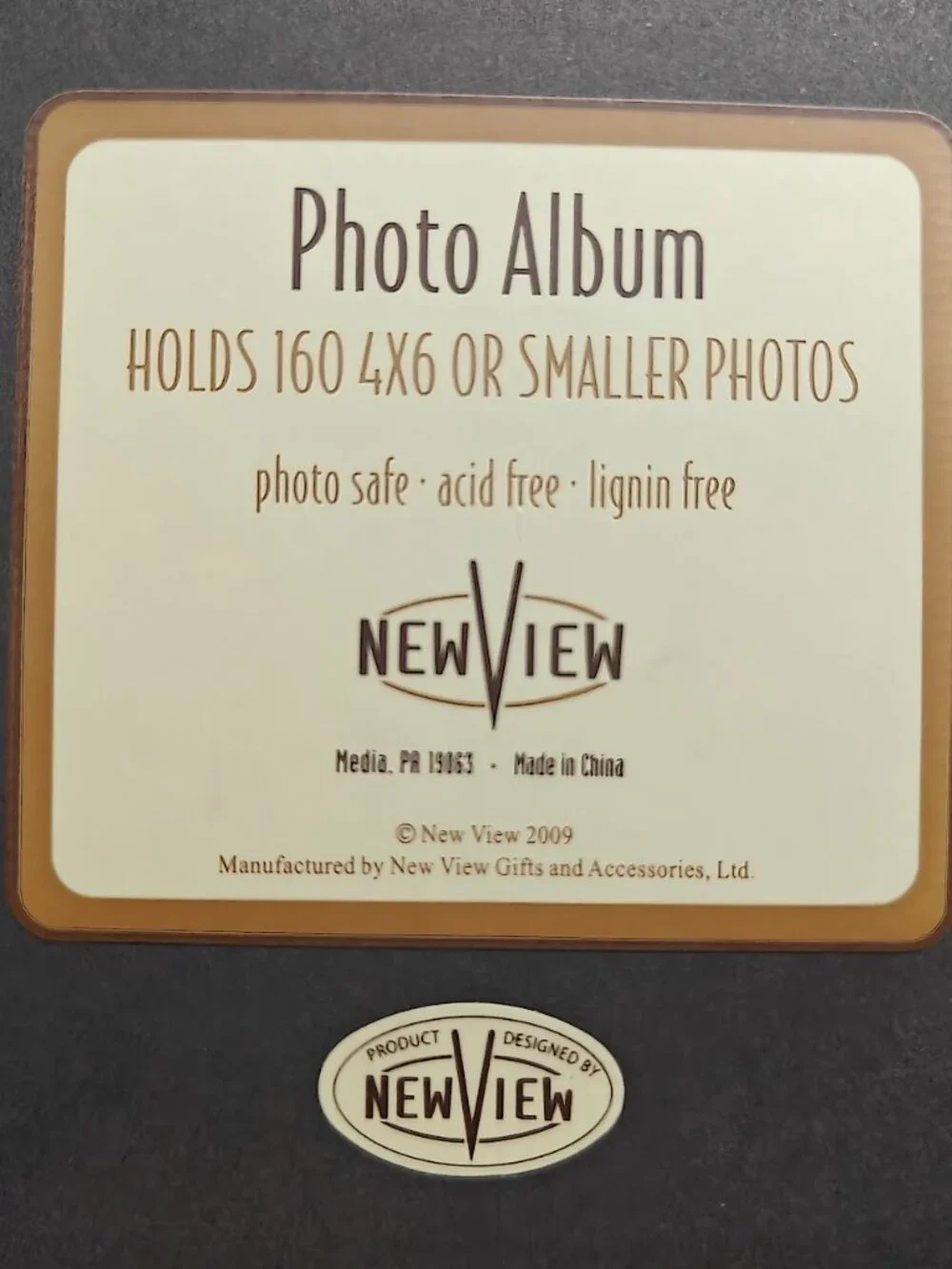 NewView Sports Scrapbook Black Album 4x6 Photo Book 160 Capacity